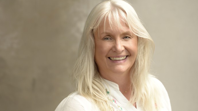 Profilbild Bettina Reuter