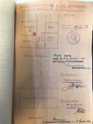Baubescheid vom 28. Dezember 1934 über die Genehmigung des zweiten Schornsteines mit Zeichnung.